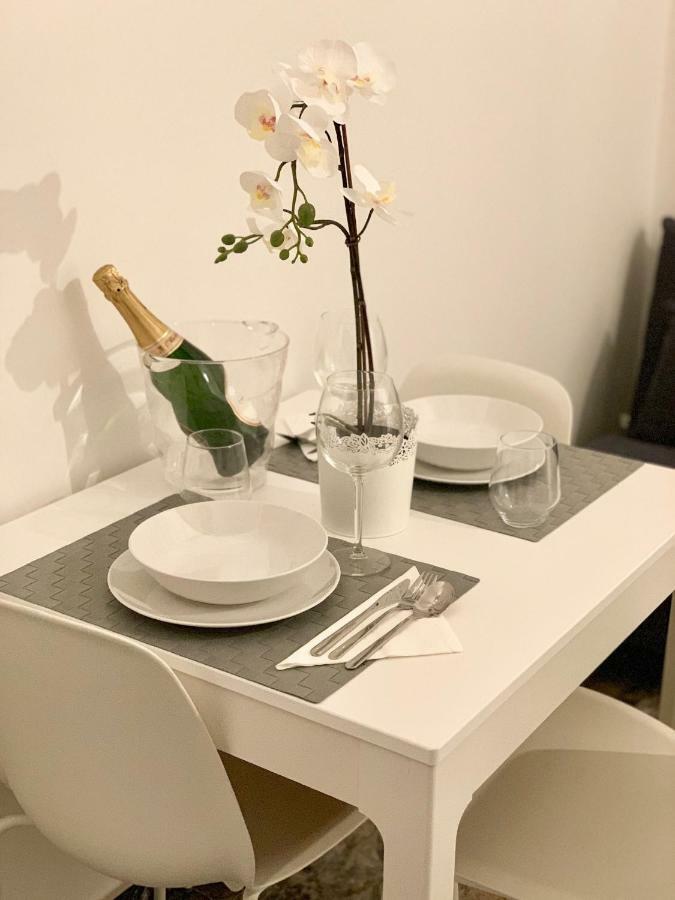 Indipendenza Luxury Apartments Bologna Exterior foto